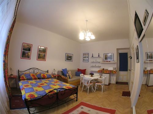 Pragues Rainbow Guest House المظهر الخارجي الصورة